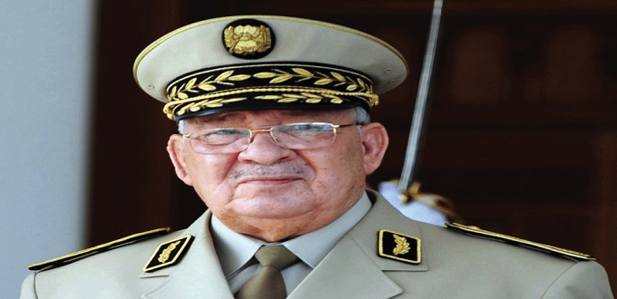 Algérie : Le chef de l’armée demande la destitution de Bouteflika