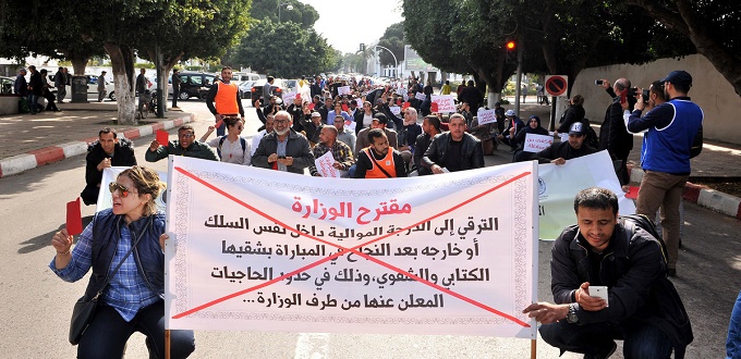 Les enseignants contractuels pas heureux des déclarations de Amzazi