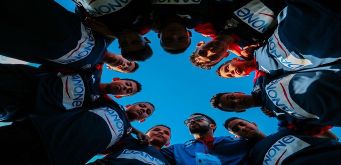 Centrale Danone rénove des terrains de football en milieu scolaire à Tanger