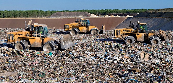 Déchets : 25 décharges converties en centres de traitement selon Nezha El Ouafi