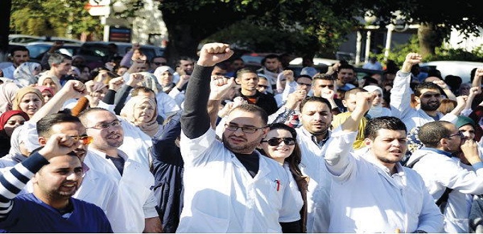 Les étudiants en médecine annoncent une marche dès la rentrée