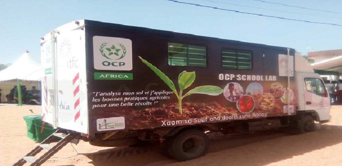 Le laboratoire d’analyse mobile de l’OCP déployé au Sénégal