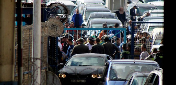 Ceuta : Près de 1 500 porteurs exigent la réouverture de Tarajal II