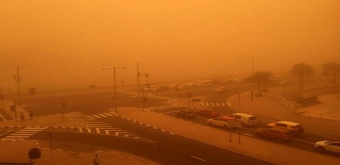 Climat: Une violente tempête de sable sévit dans le sud du Maroc