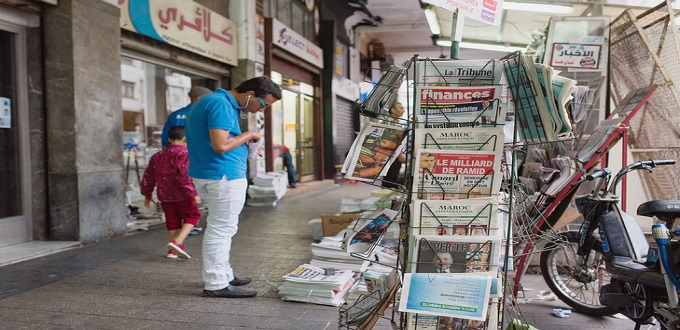 Kiosques à journaux et librairies autorisés à rouvrir ce mardi