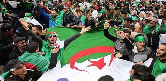 Algérie : Imposante manifestation  pour dénoncer la précarité