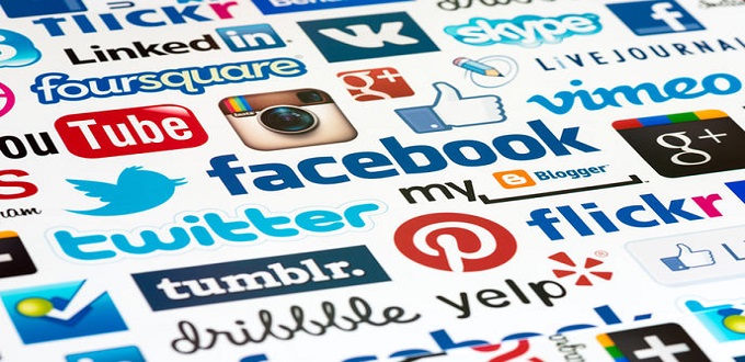 Réseaux sociaux: Facebook domine le marché  de la publicité (Statista)  