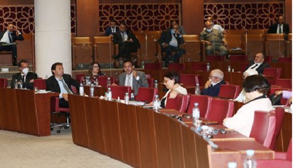 La commission des finances de la Chambre des représentants approuve la première partie du PLRF