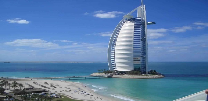 Les Emirats suspendent les nouveaux visas pour 13 pays