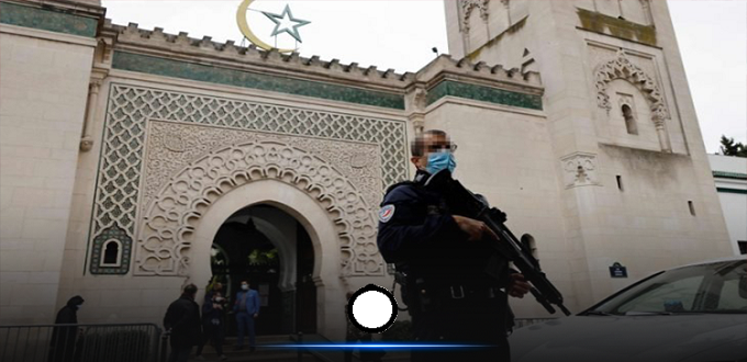France : Gérald Darmanin se félicite de la fermeture de neuf mosquées