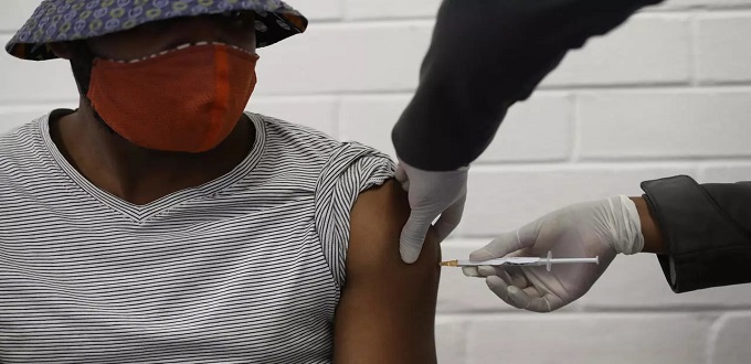 Des ONGs plaident pour l'accès au vaccin anti-Covid aux migrants établis au Maroc