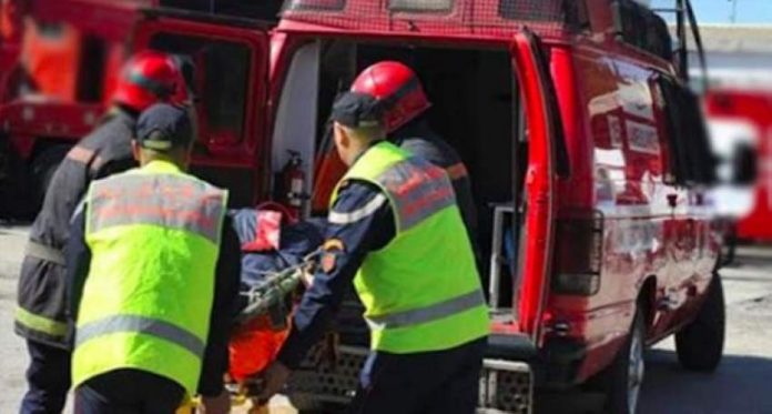 Kénitra: 2 morts dans le renversement d'un car et plusieurs blessés