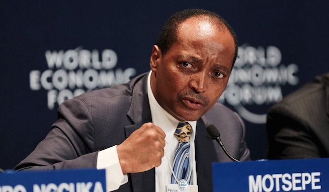 CAF: Quelle gouvernance pour le football africain?  