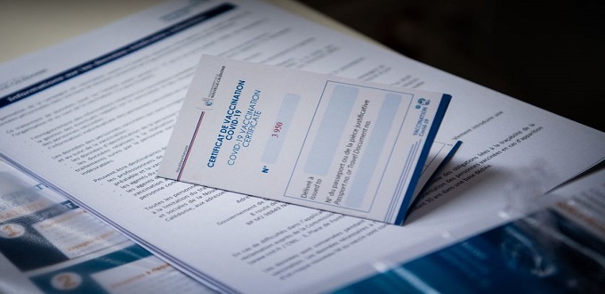 Covid-19: Azeddine Ibrahimi propose "le certificat de vaccination"