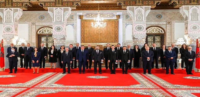 Le Roi préside la cérémonie de nomination du nouveau gouvernement