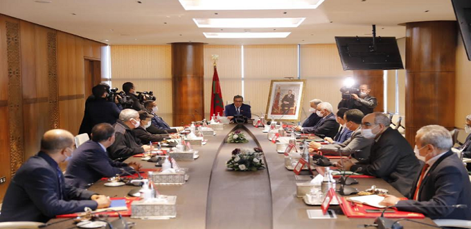 Covid-19: Akhannouch tient une réunion avec les représentants des centrales syndicales