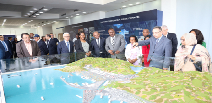 Une délégation du Parlement panafricain "impressionné" par le complexe portuaire Tanger Med