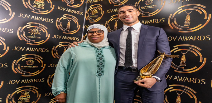Achraf Hakimi Sacré meilleur Sportif arabe de l'année à Riad