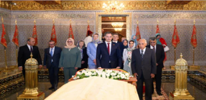 Le Premier ministre belge visite le Mausolée Mohammed V