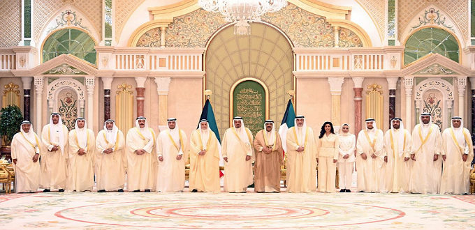 Le nouveau gouvernement koweïtien prête serment