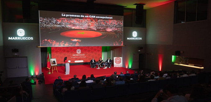 Le Maroc met le cap sur l'Europe avec 'Maroc, Terre de Football' avant la CAN 2025