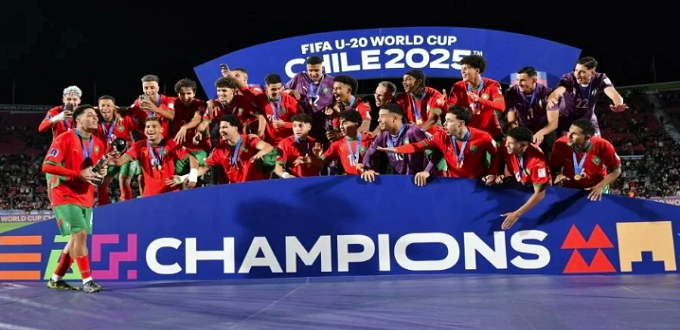 Le Roi Mohammed VI accueille les champions du monde U20 au Palais Royal de Rabat