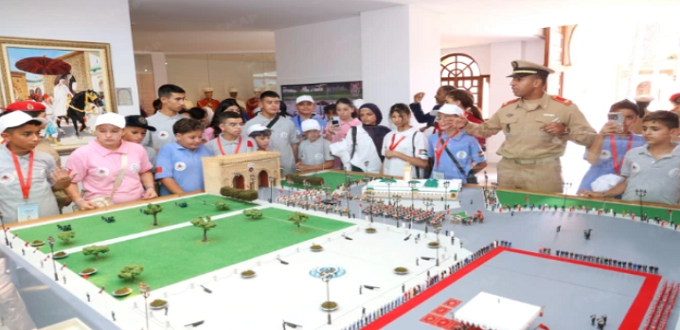 Les enfants maqdessis en visite à la Garde Royale à Rabat