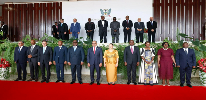 Aziz Akhannouch représente le Roi à l’investiture de Carlos Vila Nova à São Tomé