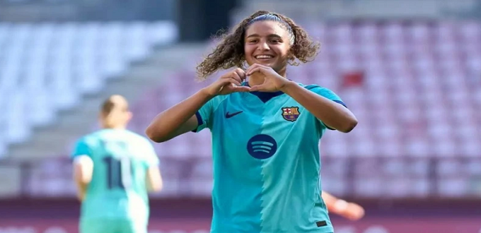 Barcelone : à 15 ans, la Marocaine Mayssa Baha entre dans l’histoire du club catalan
