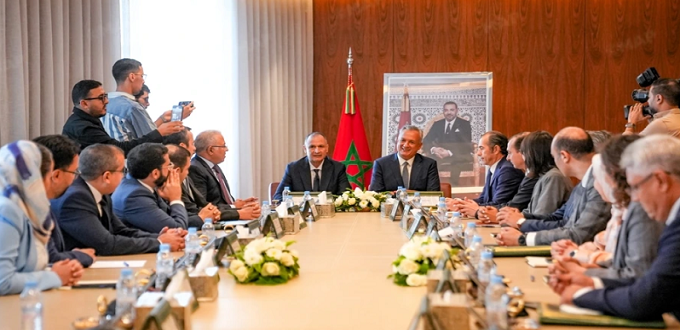 Industrie et investissement : passation de pouvoirs entre Ryad Mezzour et Karim Zidane